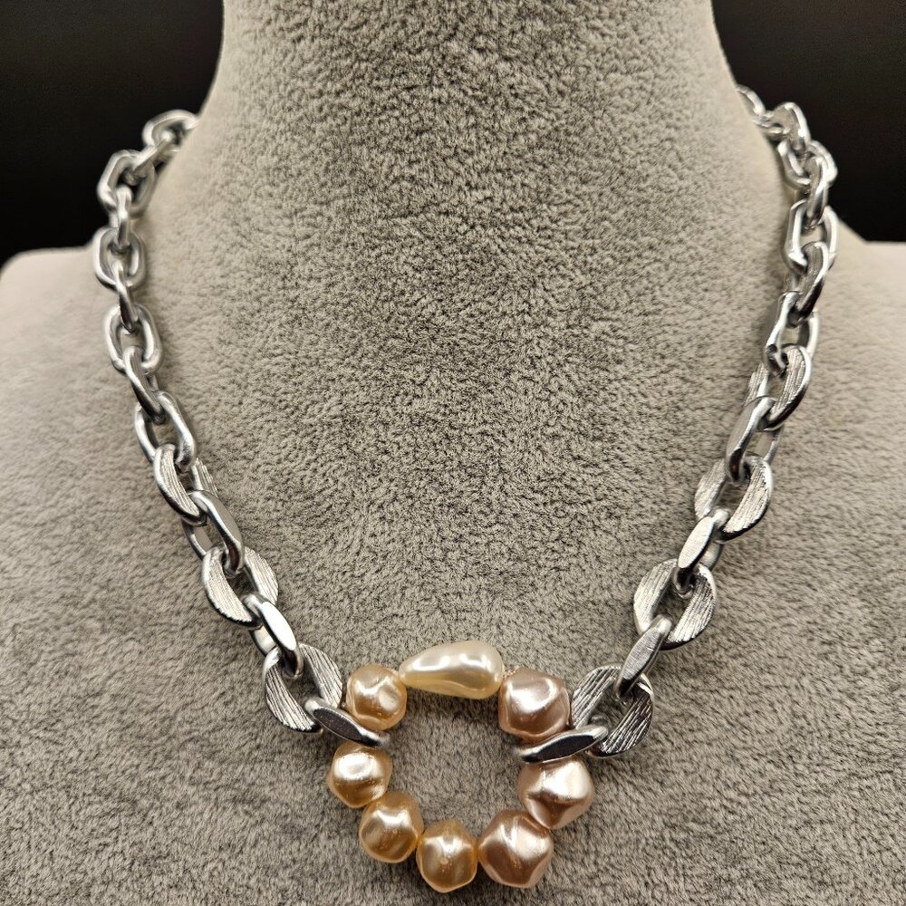 Sabika Pearl & Silver Necklace Summ22